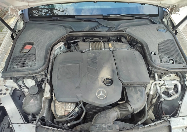 Mercedes-Benz Klasa E cena 89900 przebieg: 289900, rok produkcji 2017 z Jawor małe 781
